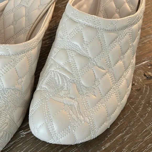 Burberry kitten heel size 37 New - Picture 2 of 11